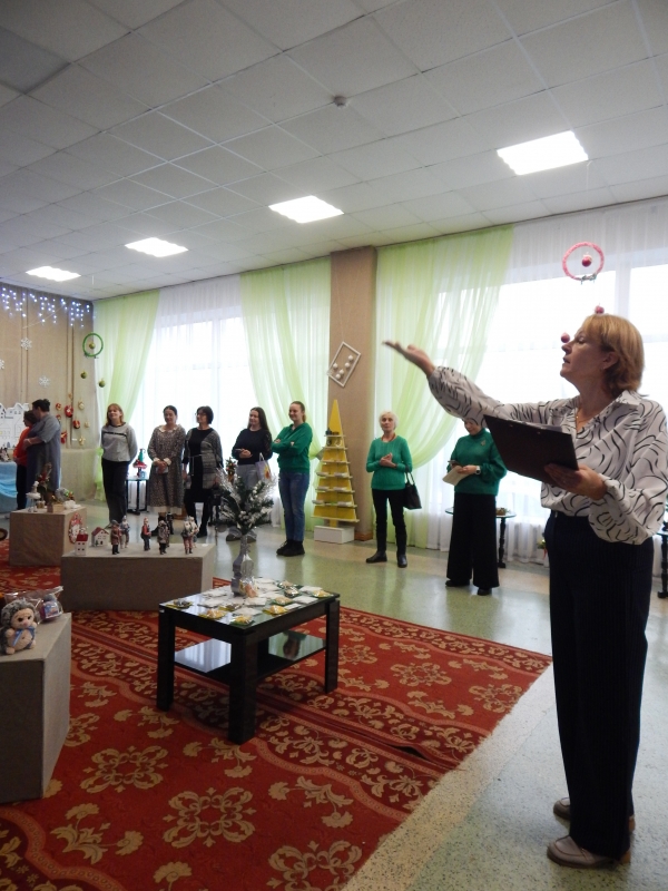 Выставка &laquo;Творим по-новогоднему&raquo;