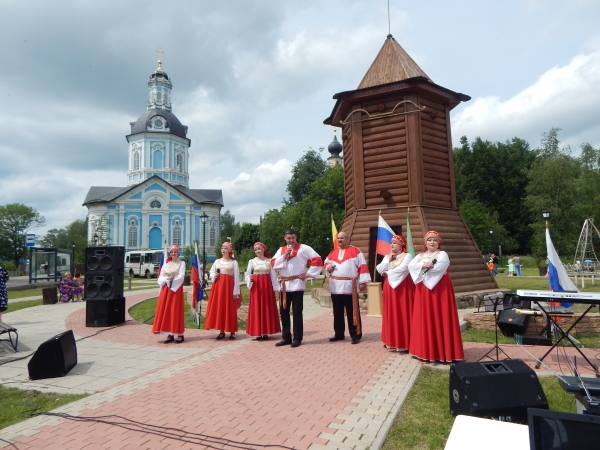 12 июня прошли праздничные мероприятия, посвящённые Дню России
