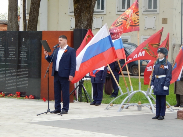 Празднование 81-й годовщины Победы в Торопце.